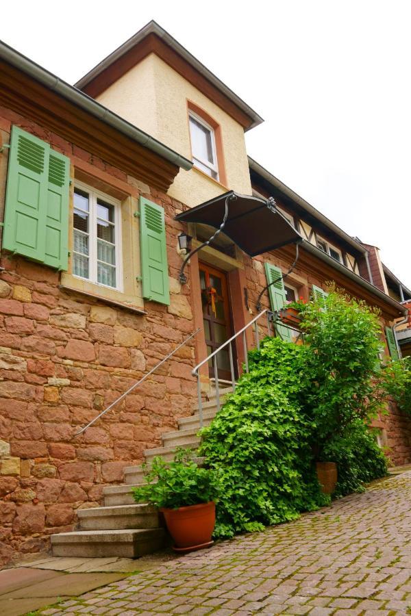 Gaestehaus Zum Weinbauer Rhodt unter Rietburg Exteriér fotografie